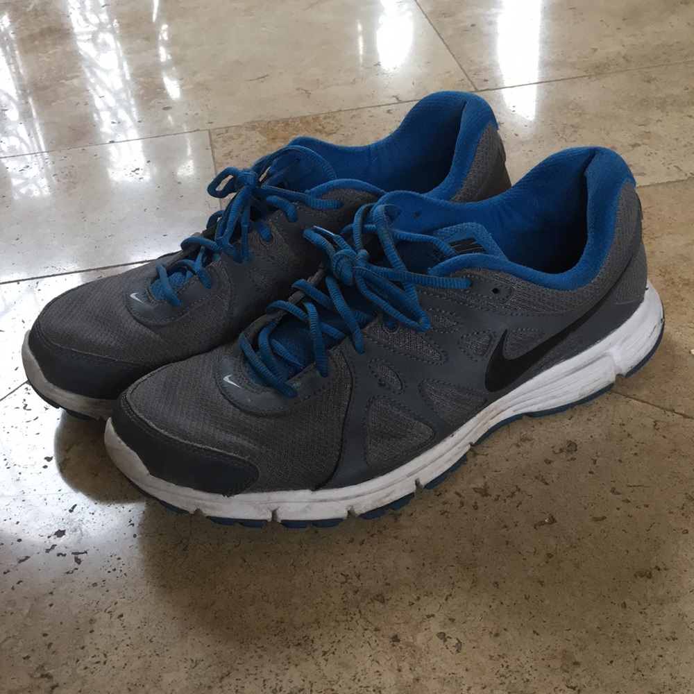 Nike Evolution 2 Sneakers Size 12